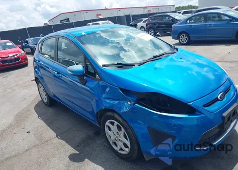 2013 Ford Fiesta Se z USA, uszkodzony, nr VIN 3FADP4EJ3DM207190